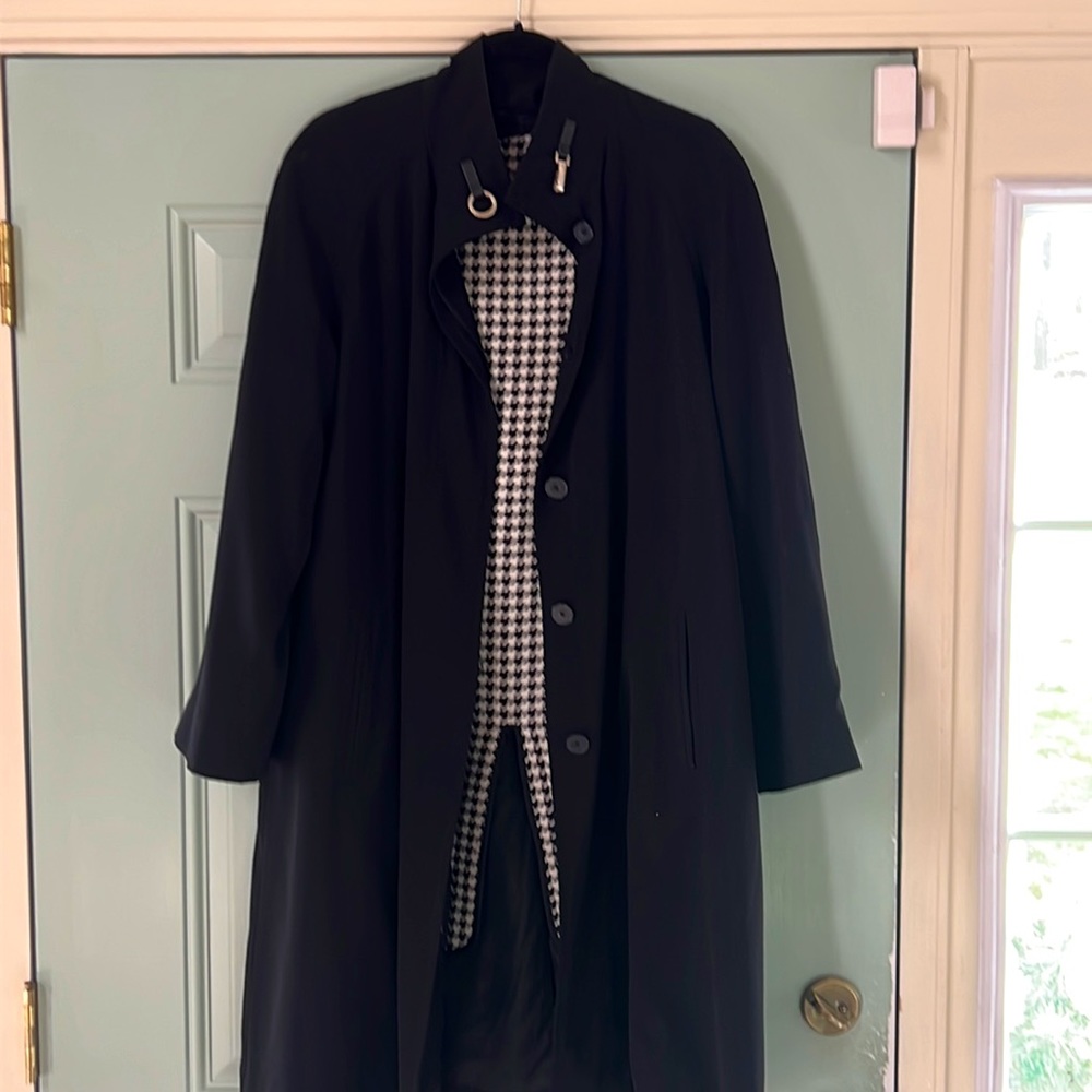 H P 🎊🎉 Hilary Radley Coat w/ Zip Out Lining